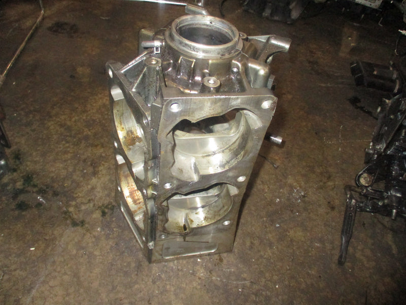 Suzuki DT90 outboard crankcase block (11300-87E11)