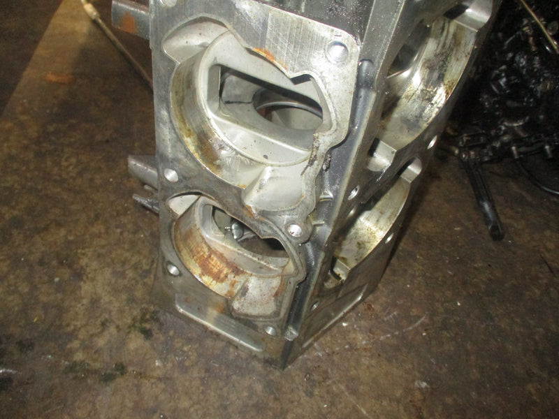 Suzuki DT90 outboard crankcase block (11300-87E11)