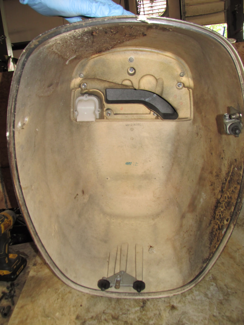 Suzuki DF140 140hp Outboard Top Cowling