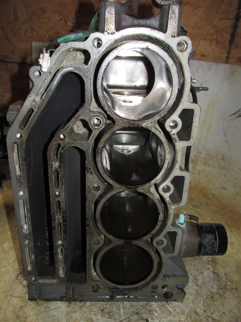 Suzuki DF140 140hp Outboard Crankcase Block