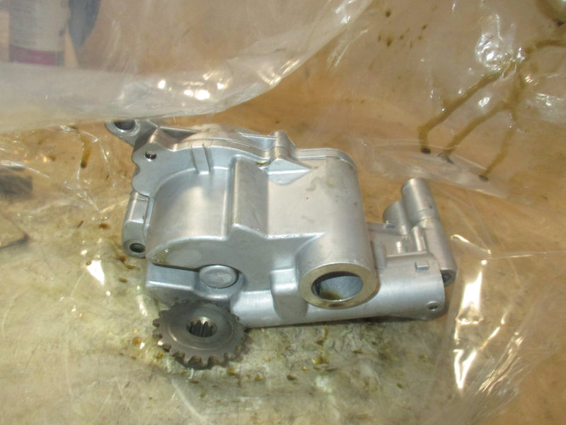 Suzuki DF350A 350hp 4 Stroke outboard Oil Pump (16400-93J03)