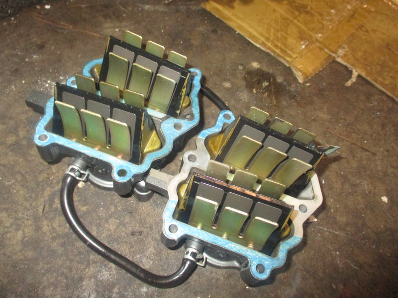 Suzuki DT90 outboard intake manifold w/ reeds (13110-87E20)
