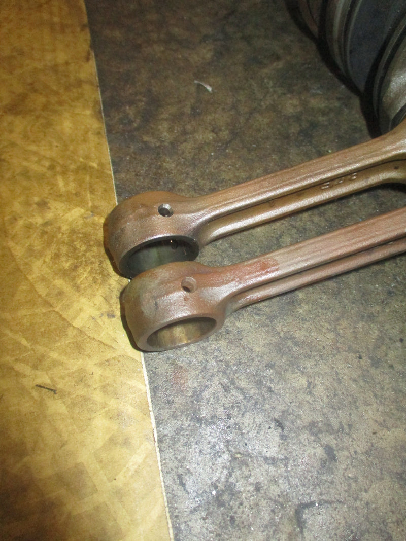 Suzuki DT90 outboard crankshaft (12200-87E01)