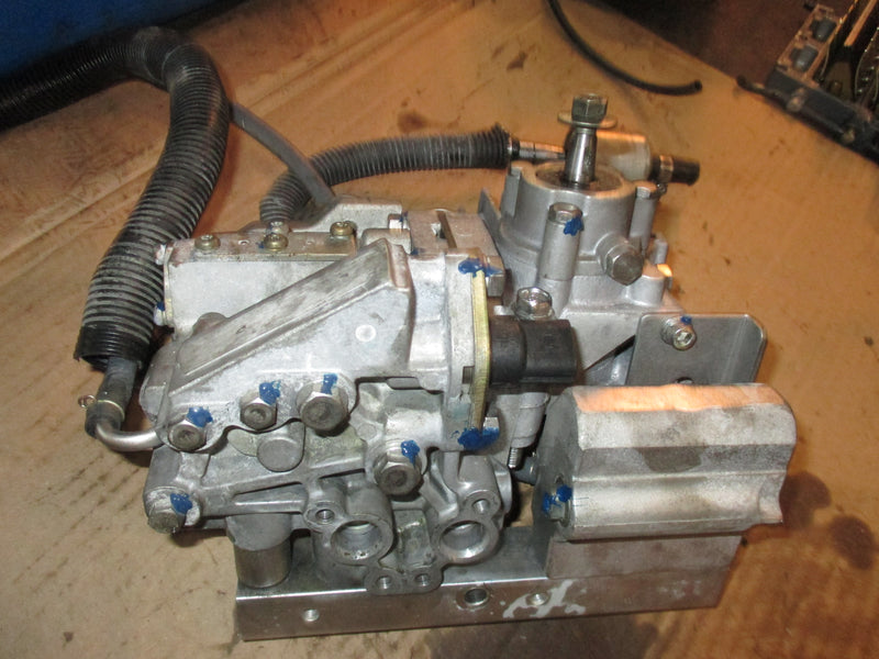 Yamaha 200hp HPDI outboard fuel injection pump (68F-13910-00-00)