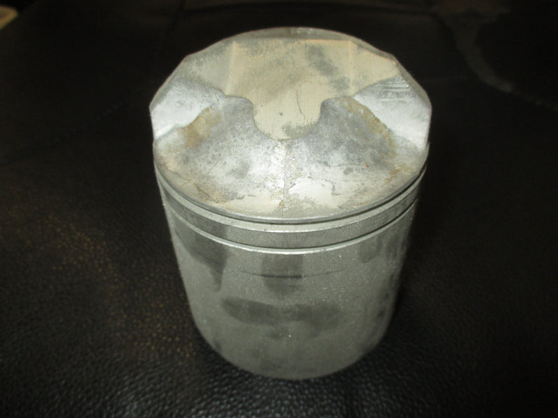 Johnson Evinrude OMC outboard Piston 0.004 MAX (396577)