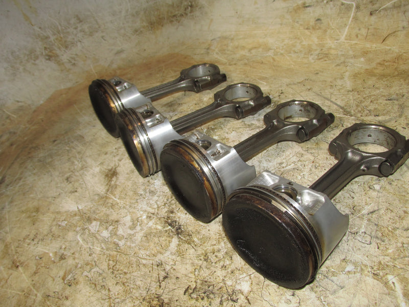 Suzuki DF140 140hp Outboard Piston and Rod Set of 4 (12111-92J00)