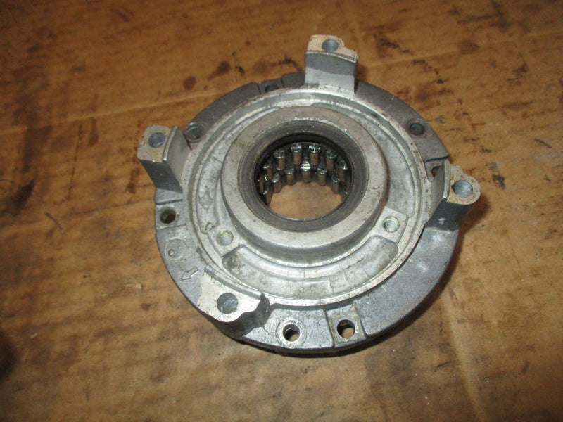 Yamaha 115hp 2 stroke outboard upper bearing carrier (6E5-45331-00-94)
