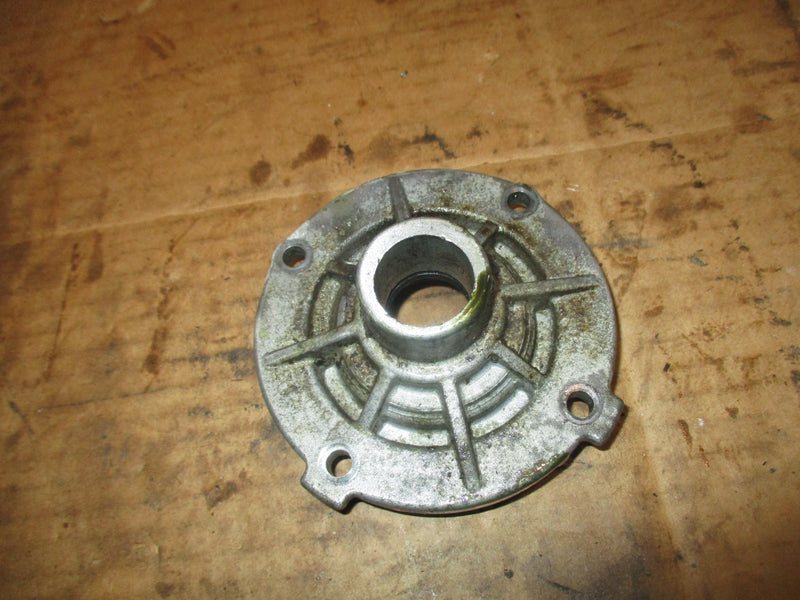 Yamaha 115hp 2 stroke outboard lower seal carrier
