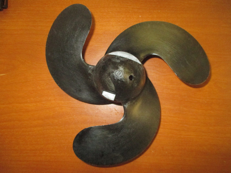 Johnson Evinrude OMC outboard Plastic propeller 7-1/4 X 4 (329568)