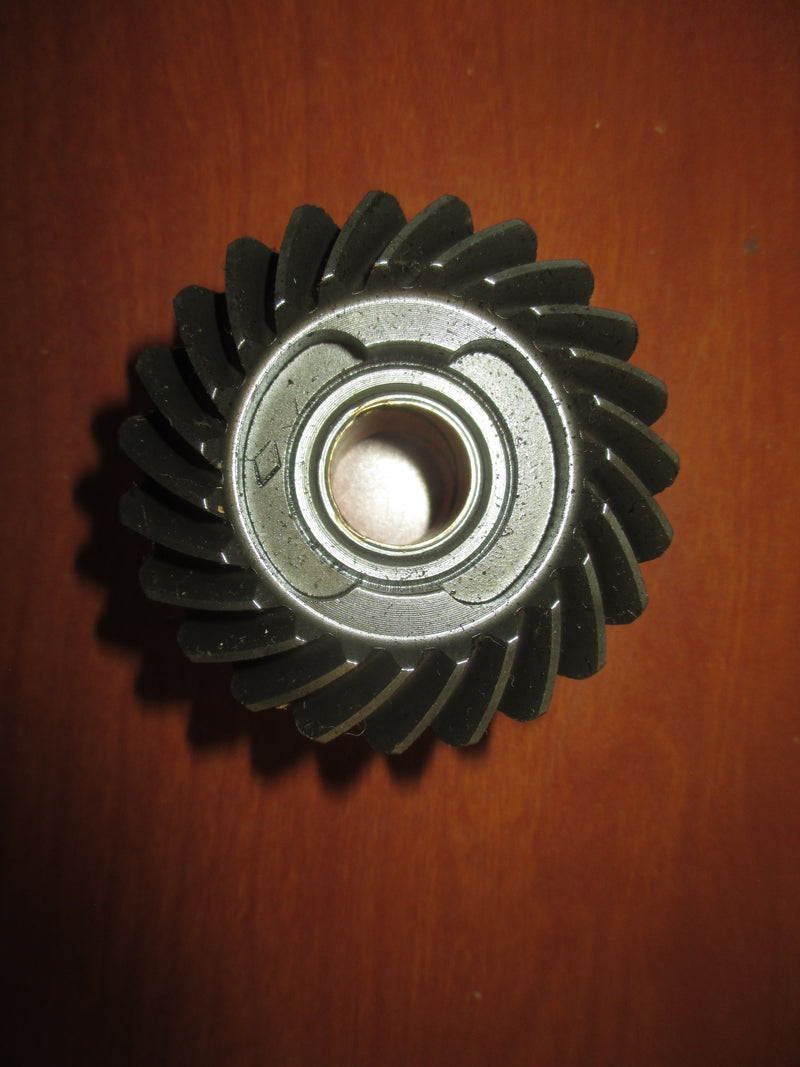 Johnson Evinrude OMC outboard Forward Gear and Bushing (378179)