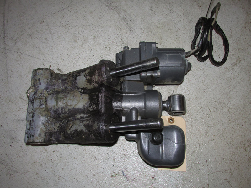 Yamaha 150hp HPDI 2 Stroke Outboard Tilt Trim Unit