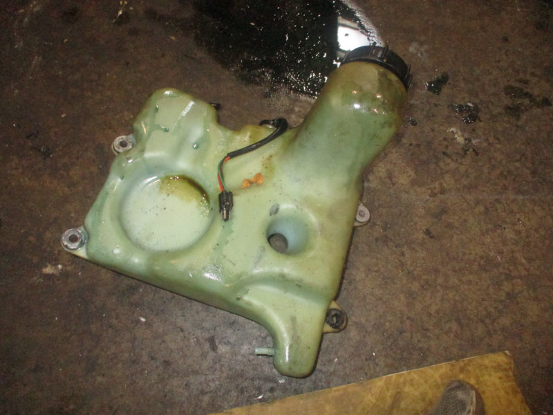 Suzuki DT90 outboard oil tank (69100-87E02)