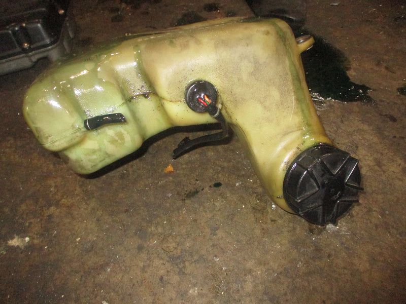 Suzuki DT90 outboard oil tank (69100-87E02)
