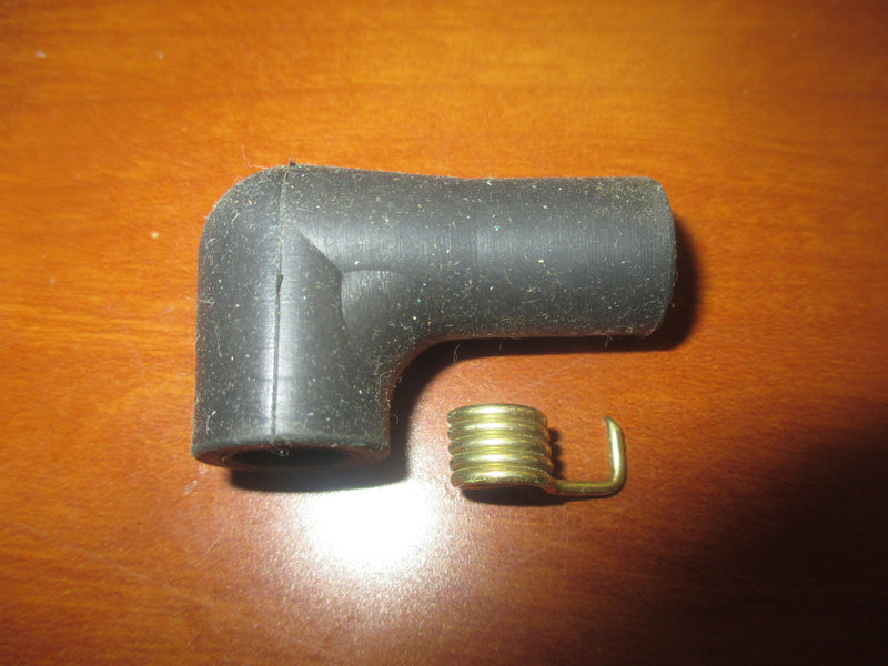 Johnson Evinrude OMC outboard Coil boot w/ clip for 7mm wire (580339)