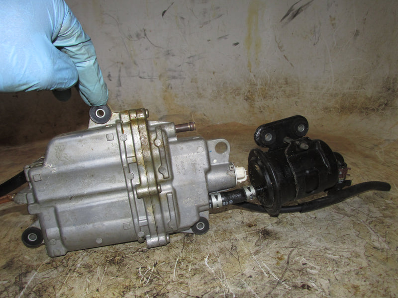 Suzuki DF140 140hp Outboard VST/Fuel Vapor Separator (15600-90J00)