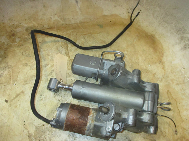 Yamaha 115hp 2 Stroke outboard Tilt Trim Unit