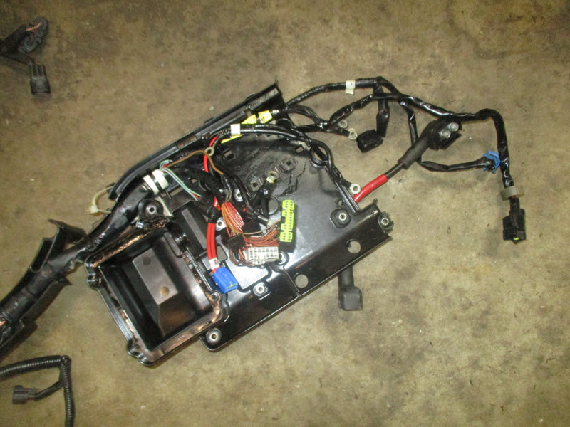 Yamaha 250hp 3.3L 4 stroke outboard Engine Wiring Harness 6BR-82590-00