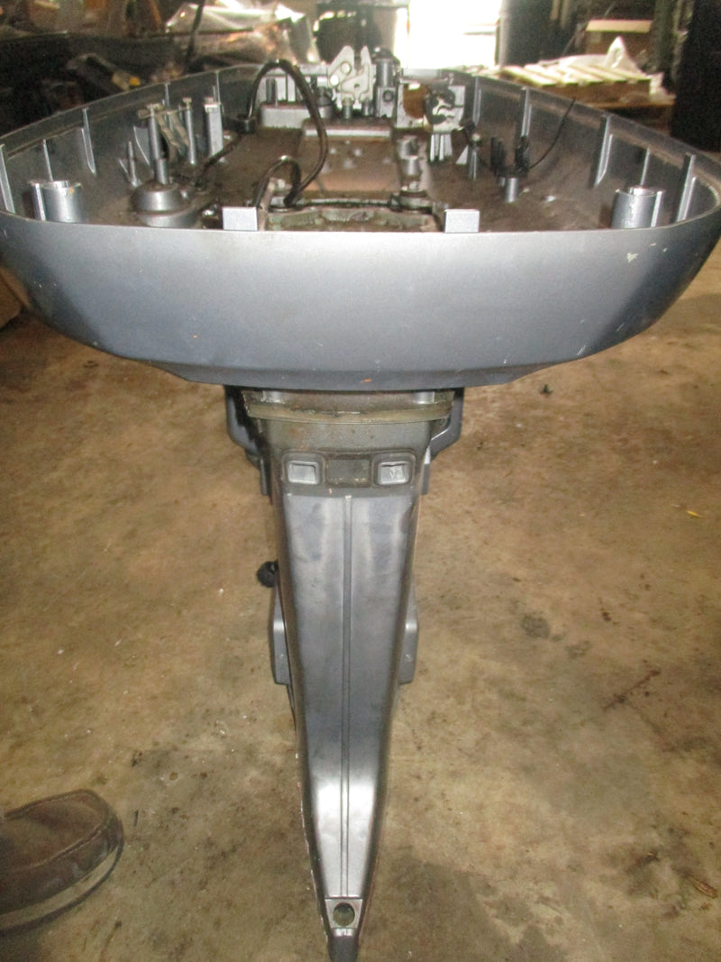 Yamaha 115hp 2 stroke outboard 25" mid section