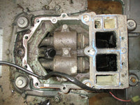 Load image into Gallery viewer, Yamaha 115hp 2 stroke outboard 25" mid section
