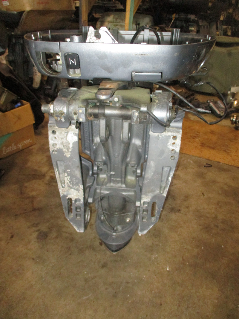 Yamaha 115hp 2 stroke outboard 25" mid section