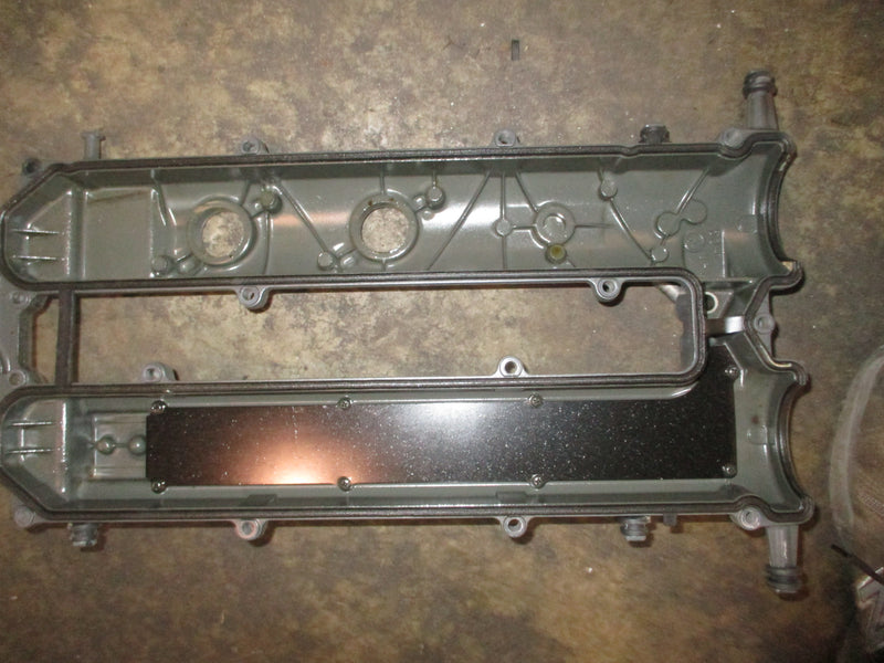 Yamaha 150hp 4 stroke outboard cylinder head cover