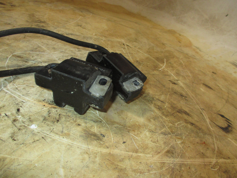 Johnson 150hp 2 stroke outboard ignition coil set of 2 (582508)