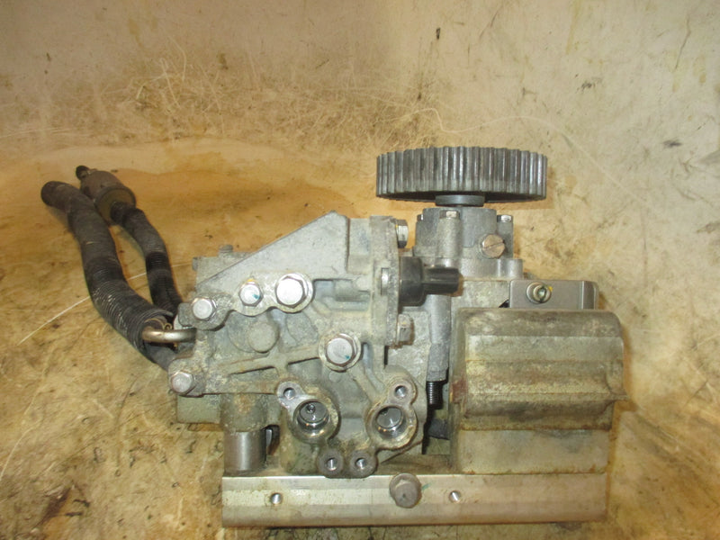 Yamaha 150hp HPDI 2 Stroke outboard Fuel Injection Pump (68F-13910-00)