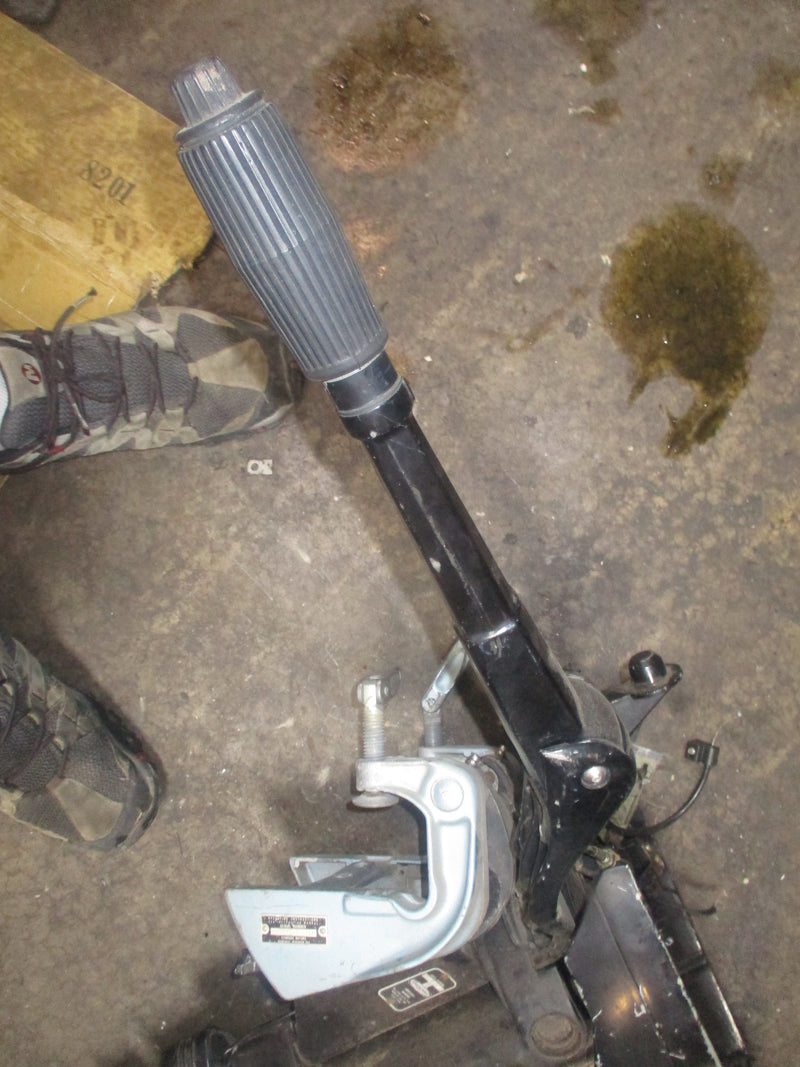 Mercury 7.5hp 2 stroke outboard mid section