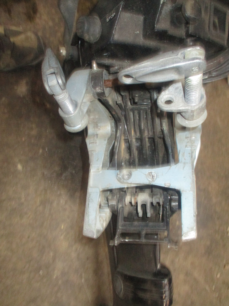 Mercury 7.5hp 2 stroke outboard mid section