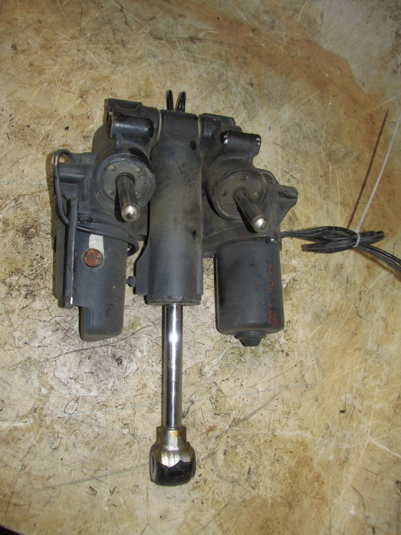 Evinrude 115hp 2 Stroke Outboard Tilt Trim Unit