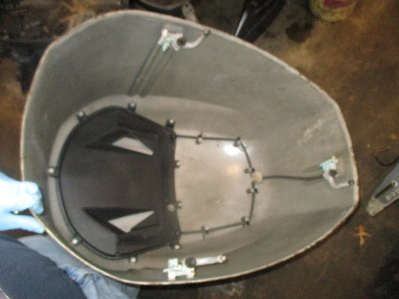 Yamaha 225hp 4 stroke outboard top cowling