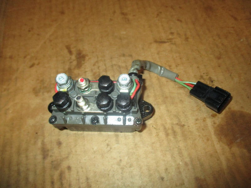 Yamaha 250hp 3.3L 4 stroke outboard  Tilt trim relay 6AW-81950-00