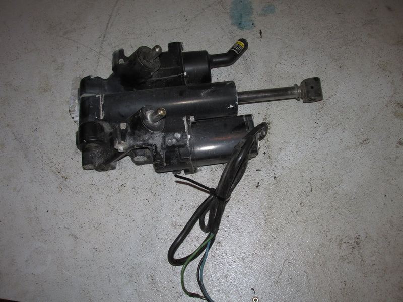 Mercury 115hp 2 Stroke Outboard Tilt trim unit