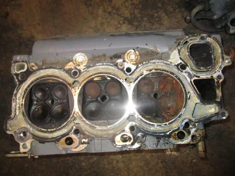 Yamaha 225hp 4 stroke outboard starboard cylinder head