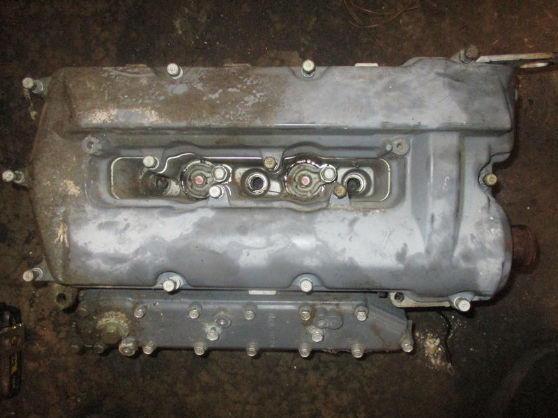 Yamaha 225hp 4 stroke outboard port cylinder head