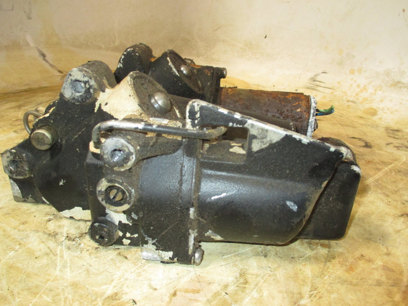 Johnson 120hp 2 stroke outboard tilt trim unit (PARTS)
