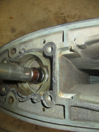 Load image into Gallery viewer, Yamaha 40hp 2 stroke outboard 20" lower unit
