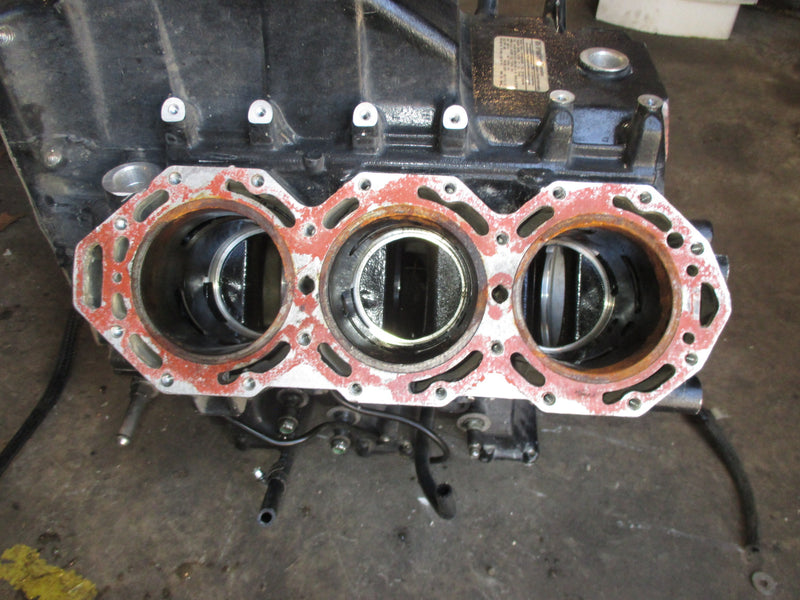 Evinrude 200hp Ficht 2 stroke outboard crankcase block