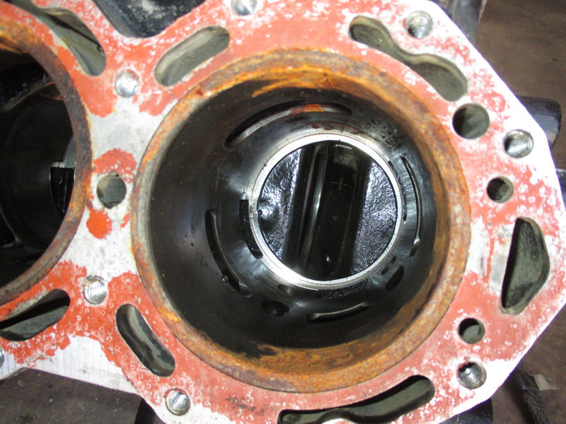 Evinrude 200hp Ficht 2 stroke outboard crankcase block