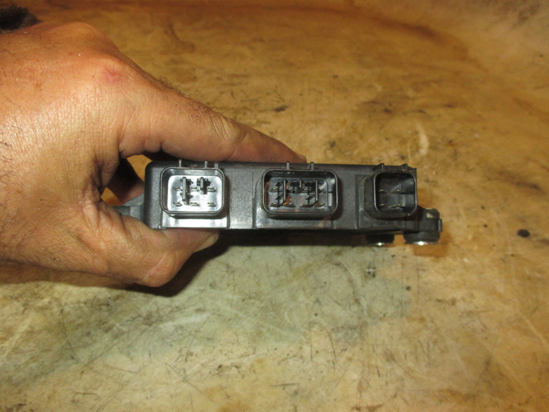 Yamaha 100hp 4 Stroke outboard ECU (67F-00/67F-85540-00-00)