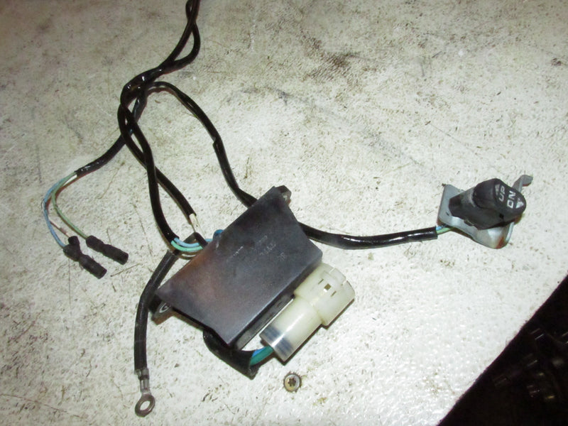 Honda BF40A 40hp Outboard Tilt Trim Relay and Switch (38550-ZV5-823)