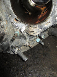 Load image into Gallery viewer, Evinrude 150hp Ficht 2 stroke outboard crankcase block
