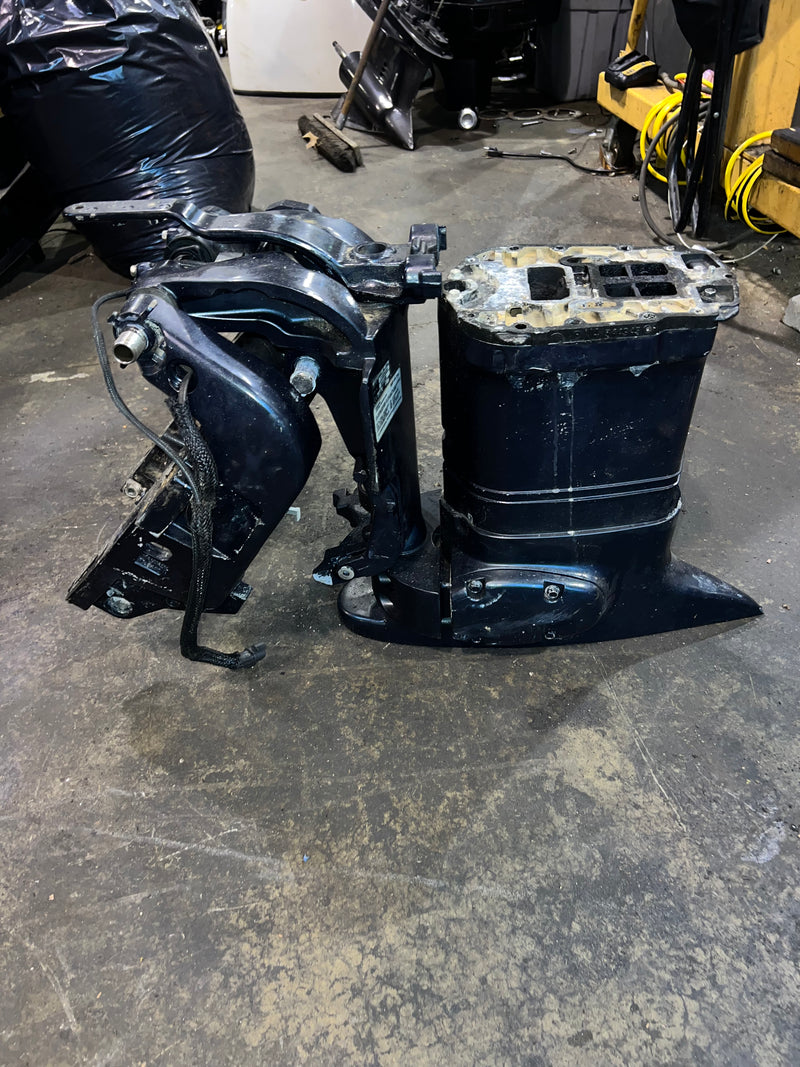 Evinrude 115hp 2 stroke outboard 20 inch midsection