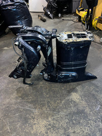 Load image into Gallery viewer, Evinrude 115hp 2 stroke outboard 20 inch midsection
