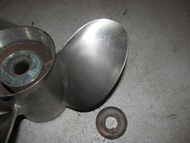Mercury 115hp 2 Stroke Outboard 19 Pitch Stainless Propeller