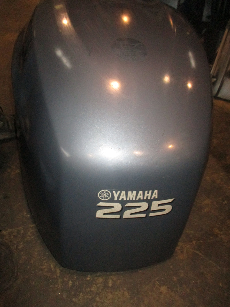 Yamaha 225hp 4 stroke outboard top cowling