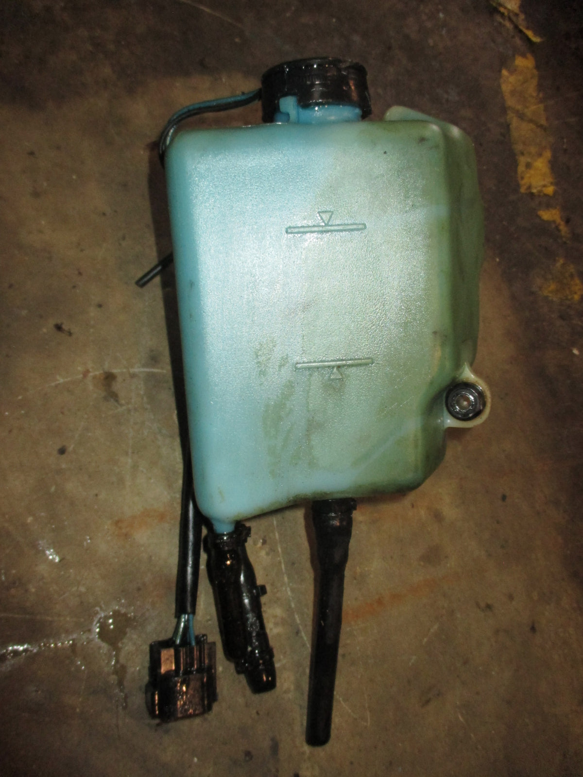 Yamaha 200hp OX66 SWS 2 outboard oil tank and sensor (6E5--21750-05-00)