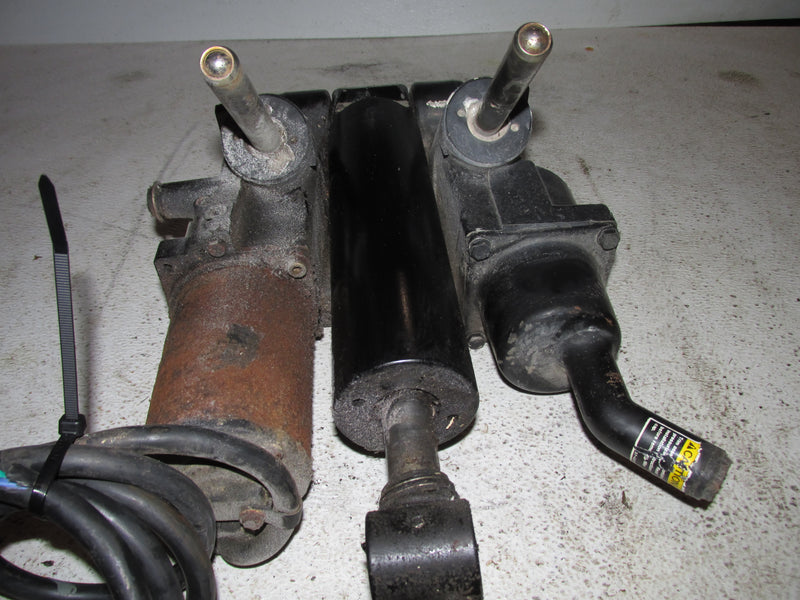 Mercury 115hp 2 Stroke Outboard Tilt Trim Unit