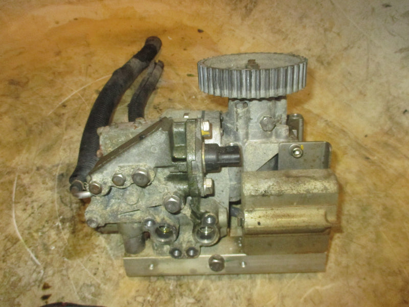 Yamaha 150hp HPDI 2 Stroke outboard Fuel Injection Pump (68F-13910-00)