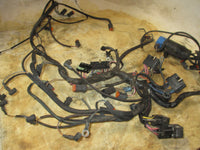 Load image into Gallery viewer, Evinrude 150hp Ficht 2 stroke outboard engine wiring harness (586521)
